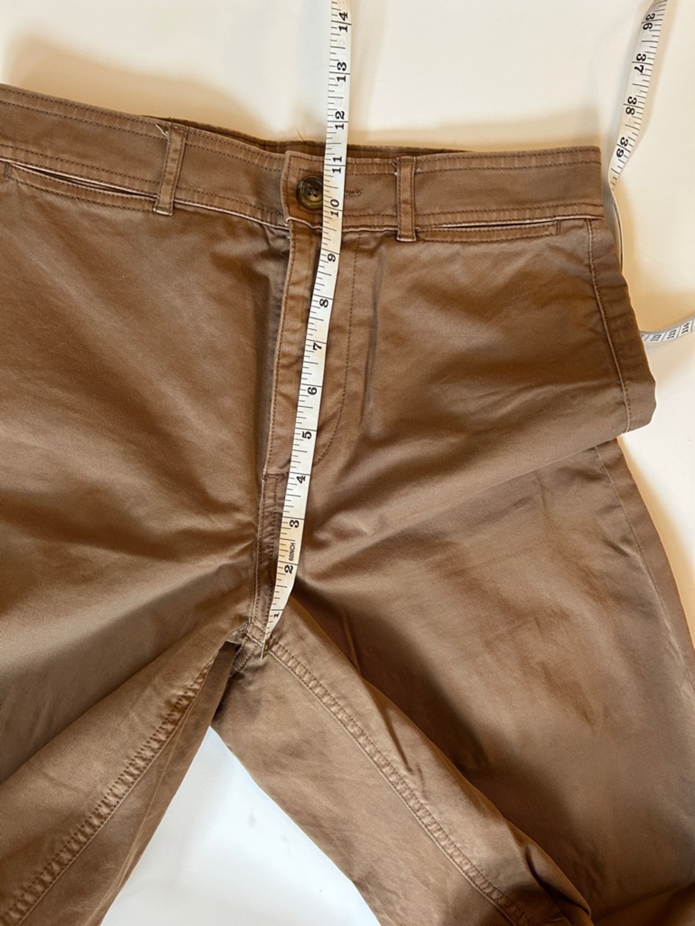 Everlane - Lightweight Wide-Leg Crop Chino - Picture 6 of 7
